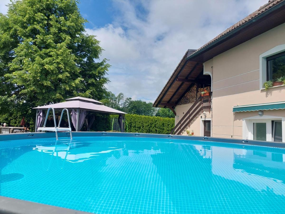 Apartma Zirovnik Cerklje na Gorenjskem Esterno foto
