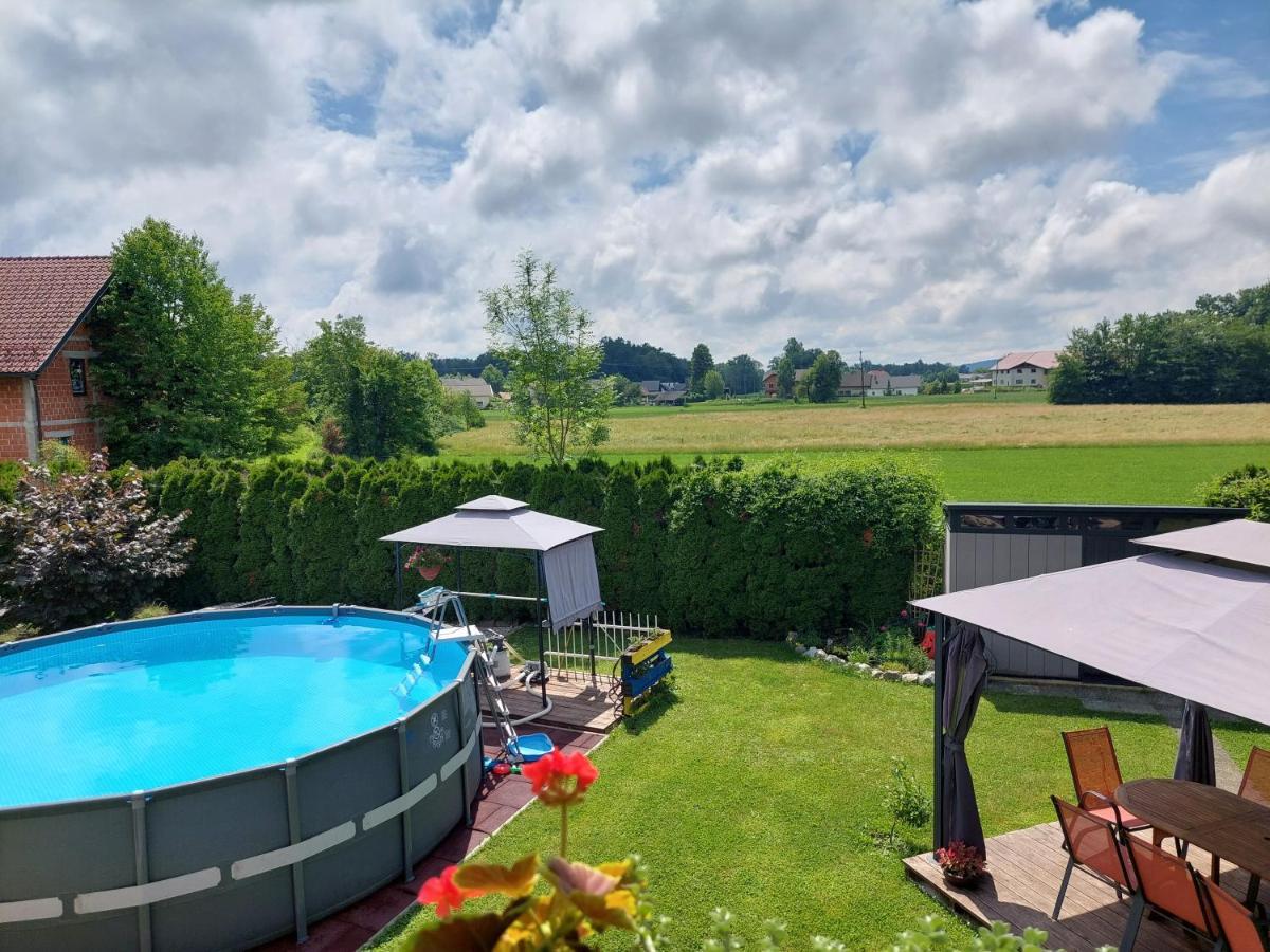 Apartma Zirovnik Cerklje na Gorenjskem Esterno foto