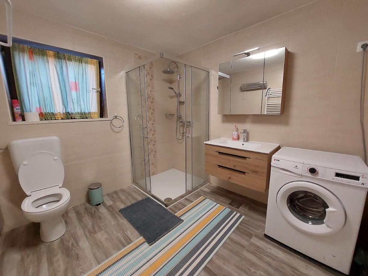 Apartma Zirovnik Cerklje na Gorenjskem Esterno foto